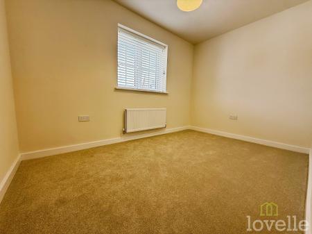 4 bedroom Detached house to let in Mary Ann Evans Way, Gainsborough, DN21