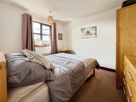 4 bedroom Detached house for sale in Priory Way, Lea, DN21