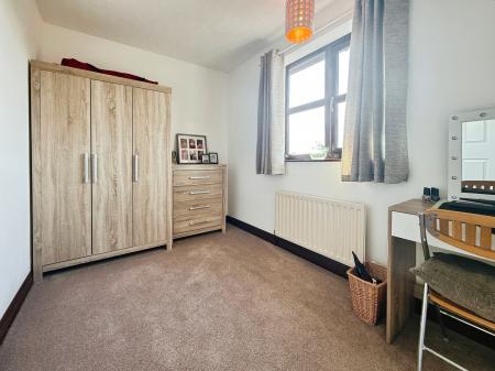 4 bedroom Detached house for sale in Priory Way, Lea, DN21