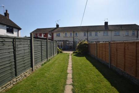 3 bedroom Terraced House to let in Heapham Crescent, Gainsborough, DN21