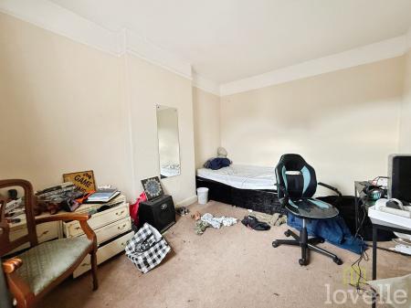 4 bedroom Terraced House for sale in Trinity Street, Gainsborough, DN21