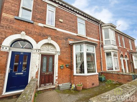 4 bedroom Terraced House for sale in Trinity Street, Gainsborough, DN21