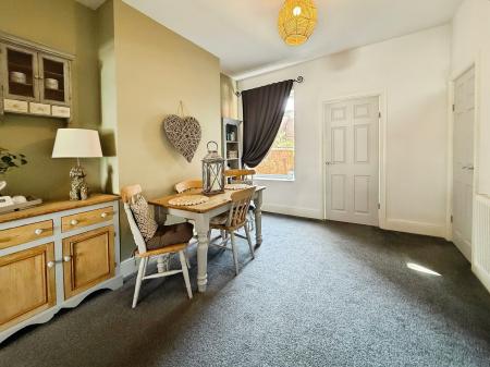 3 bedroom Detached house for sale in Grey Street, Gainsborough, DN21