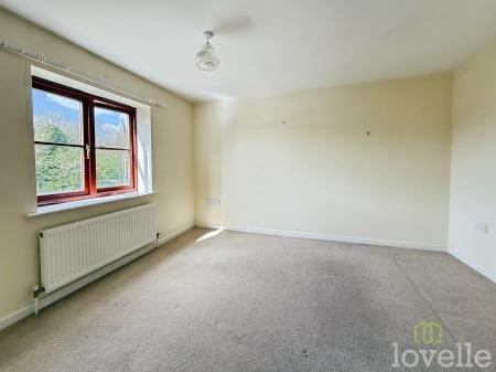 3 bedroom Semi-detached house for sale in Old Forge Close, Misterton, DN10