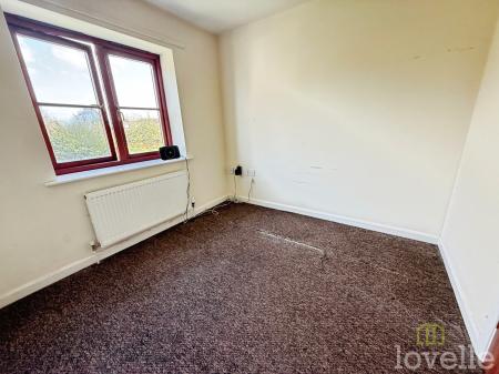 3 bedroom Semi-detached house for sale in Old Forge Close, Misterton, DN10