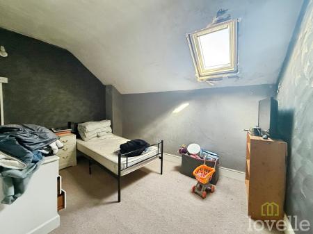 2 bedroom Semi-detached house for sale in Gordon Street, Gainsborough, DN21