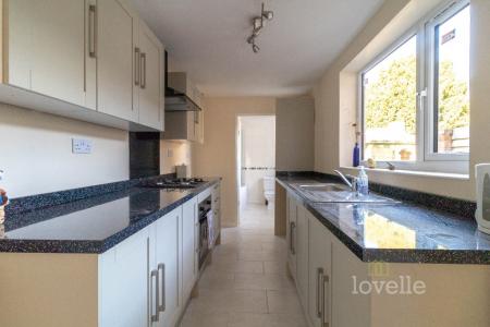 2 bedroom Terraced House to let in Beaufort Street, Gainsborough, DN21