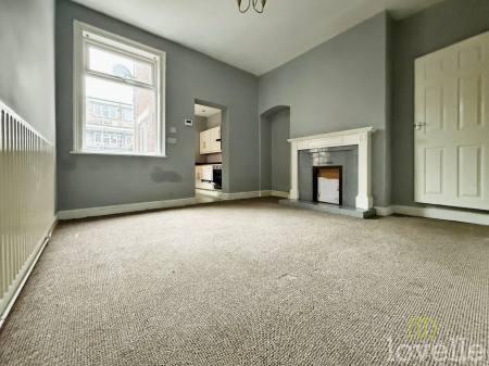 2 bedroom Terraced House to let in Pillared House Lane, Gainsborough, DN21