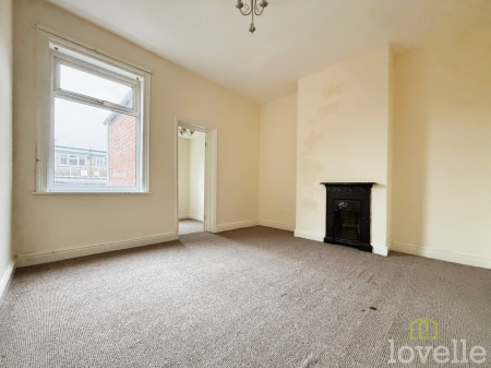 2 bedroom Terraced House to let in Pillared House Lane, Gainsborough, DN21