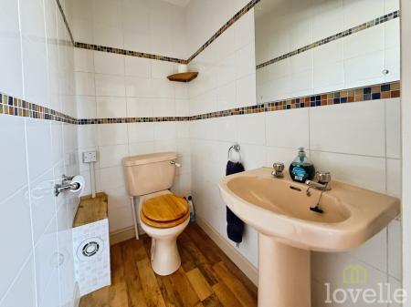 2 bedroom Terraced House for sale in Lea Road, Gainsborough, DN21