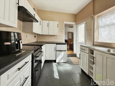 2 bedroom Terraced House for sale in Lea Road, Gainsborough, DN21