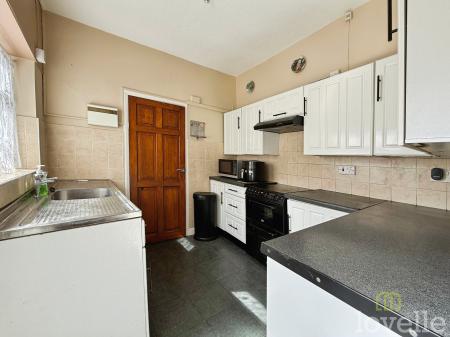 2 bedroom Terraced House for sale in Lea Road, Gainsborough, DN21