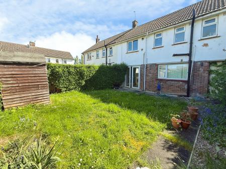 3 bedroom Terraced House to let in Baines Road, Gainsborough, DN21