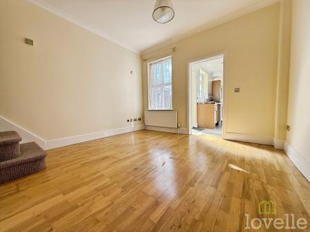 2 bedroom Semi-detached house to let in Albany Street, Gainsborough, DN21