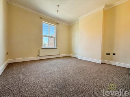 2 bedroom Semi-detached house to let in Albany Street, Gainsborough, DN21