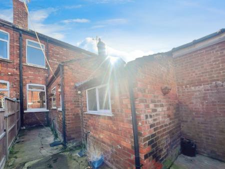 3 bedroom Terraced House to let in Stanley Street, Gainsborough, DN21