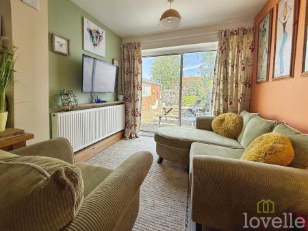 3 bedroom Semi-detached house for sale in Sands Lane, Scotter, DN21