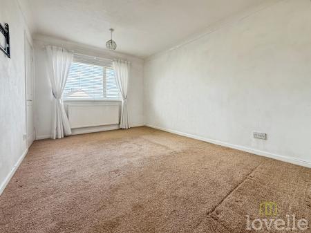 3 bedroom Terraced House to let in Heapham Crescent, Gainsborough, DN21