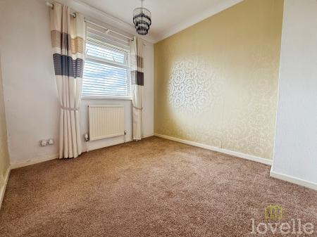 3 bedroom Terraced House to let in Heapham Crescent, Gainsborough, DN21