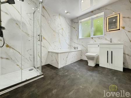 2 bedroom Terraced House to let in Lea Road, Gainsborough, DN21