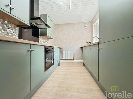2 bedroom Terraced House to let in Lea Road, Gainsborough, DN21