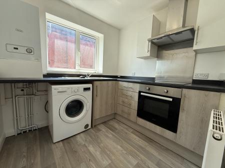 1 bedroom Flat to let in Lea Court, Gainsborough, DN21