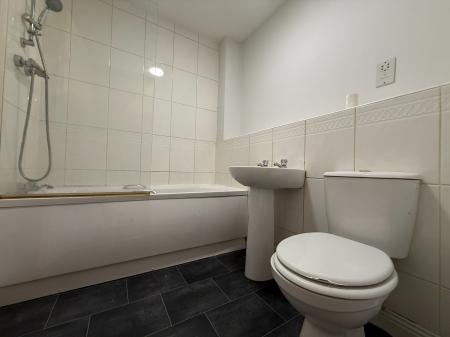 1 bedroom Flat to let in Trinity View, Gainsborough, DN21
