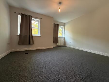 1 bedroom Flat to let in Trinity View, Gainsborough, DN21