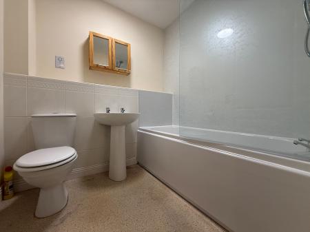 2 bedroom Flat to let in Trinity View, Gainsborough, DN21