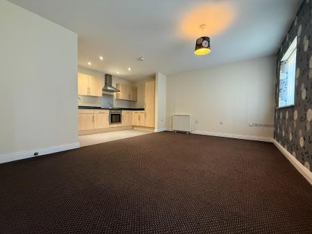 2 bedroom Flat to let in Trinity View, Gainsborough, DN21