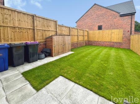 2 bedroom Semi-detached house for sale in Mary Ann Evans Way, Gainsborough, DN21