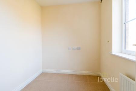 4 bedroom Detached house for sale in Sunningdale Way, Gainsborough, DN21