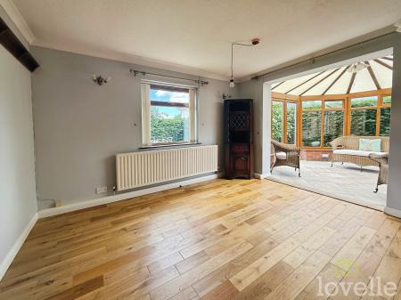 3 bedroom Detached bungalow for sale in Milton Road, Gainsborough, DN21