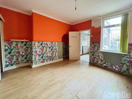 2 bedroom Terraced House for sale in Bacon Street, Gainsborough, DN21