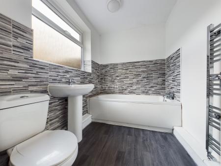 3 bedroom Terraced House to let in Marlborough Street, Gainsborough, DN21