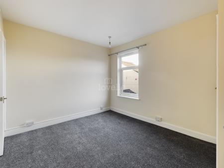 3 bedroom Terraced House to let in Marlborough Street, Gainsborough, DN21