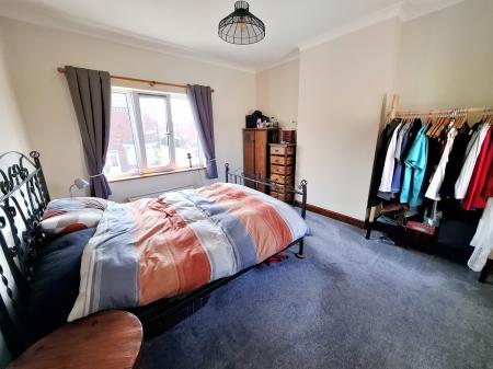 2 bedroom Detached house for sale in George Street, Gainsborough, DN21
