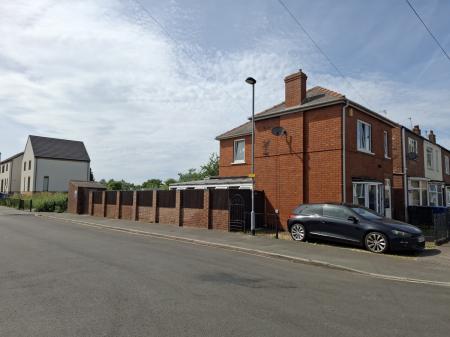 2 bedroom Detached house for sale in George Street, Gainsborough, DN21