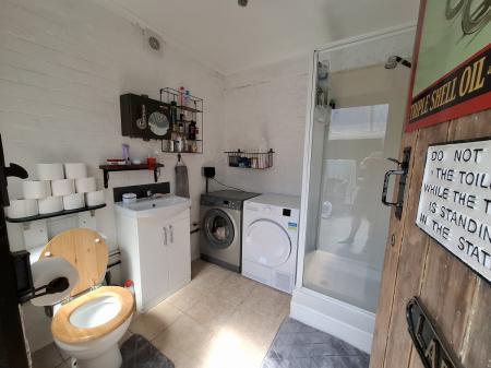 2 bedroom Detached house for sale in George Street, Gainsborough, DN21