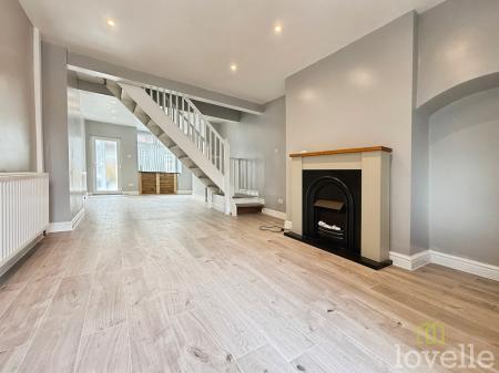 3 bedroom Terraced House to let in Trent Street, Gainsborough, DN21