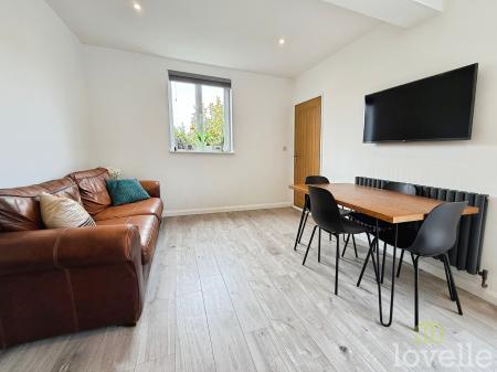 3 bedroom Detached house for sale in Carson Road, Gainsborough, DN21