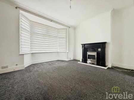 3 bedroom Semi-detached house to let in Ollerton Road, Retford, DN22