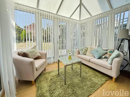 3 bedroom Detached house for sale in Ludford Crescent, Gainsborough, DN21