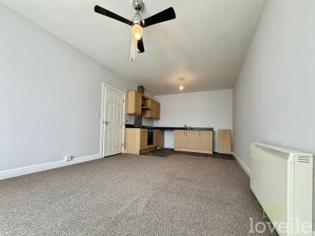 2 bedroom Flat to let in Marshalls Court, Gainsborough, DN21