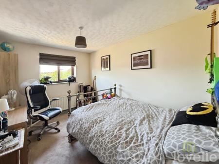 3 bedroom Semi-detached house for sale in Church View, Lea, DN21