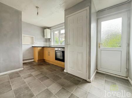 3 bedroom Terraced House to let in Baines Road, Gainsborough, DN21
