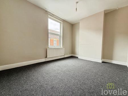2 bedroom Terraced House to let in Tower Street, Gainsborough, DN21
