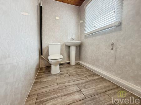 4 bedroom Terraced House to let in Trent Street, Gainsborough, DN21