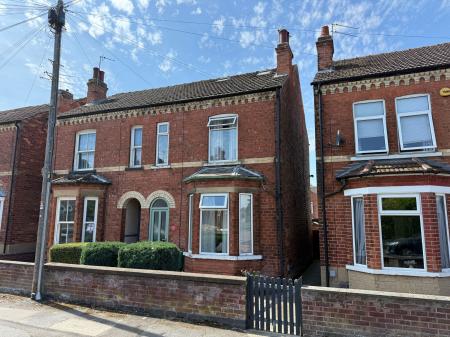 Arthur Road, Gainsborough, DN21