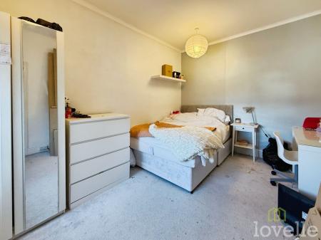 3 bedroom Semi-detached house for sale in Arthur Road, Gainsborough, DN21